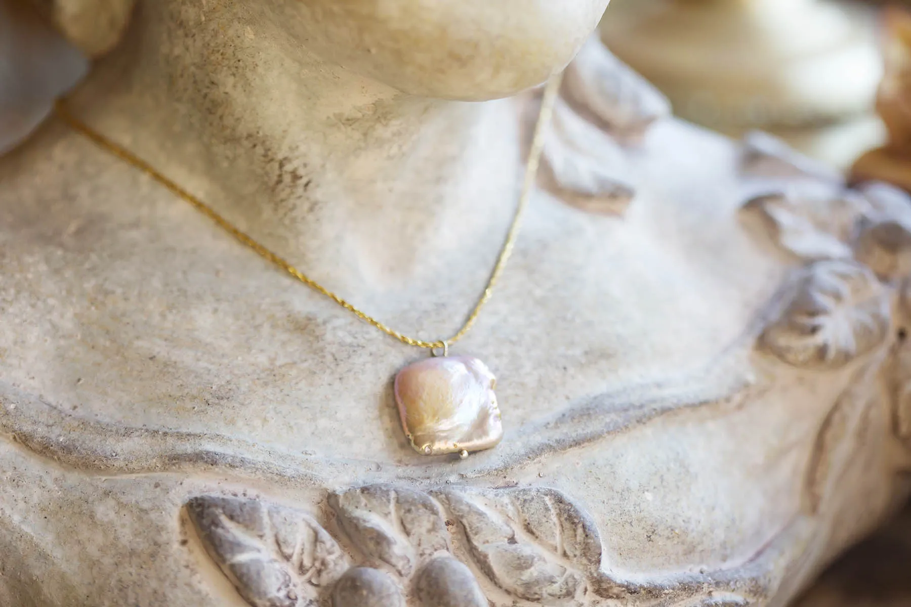 Náhrdelník s perletí