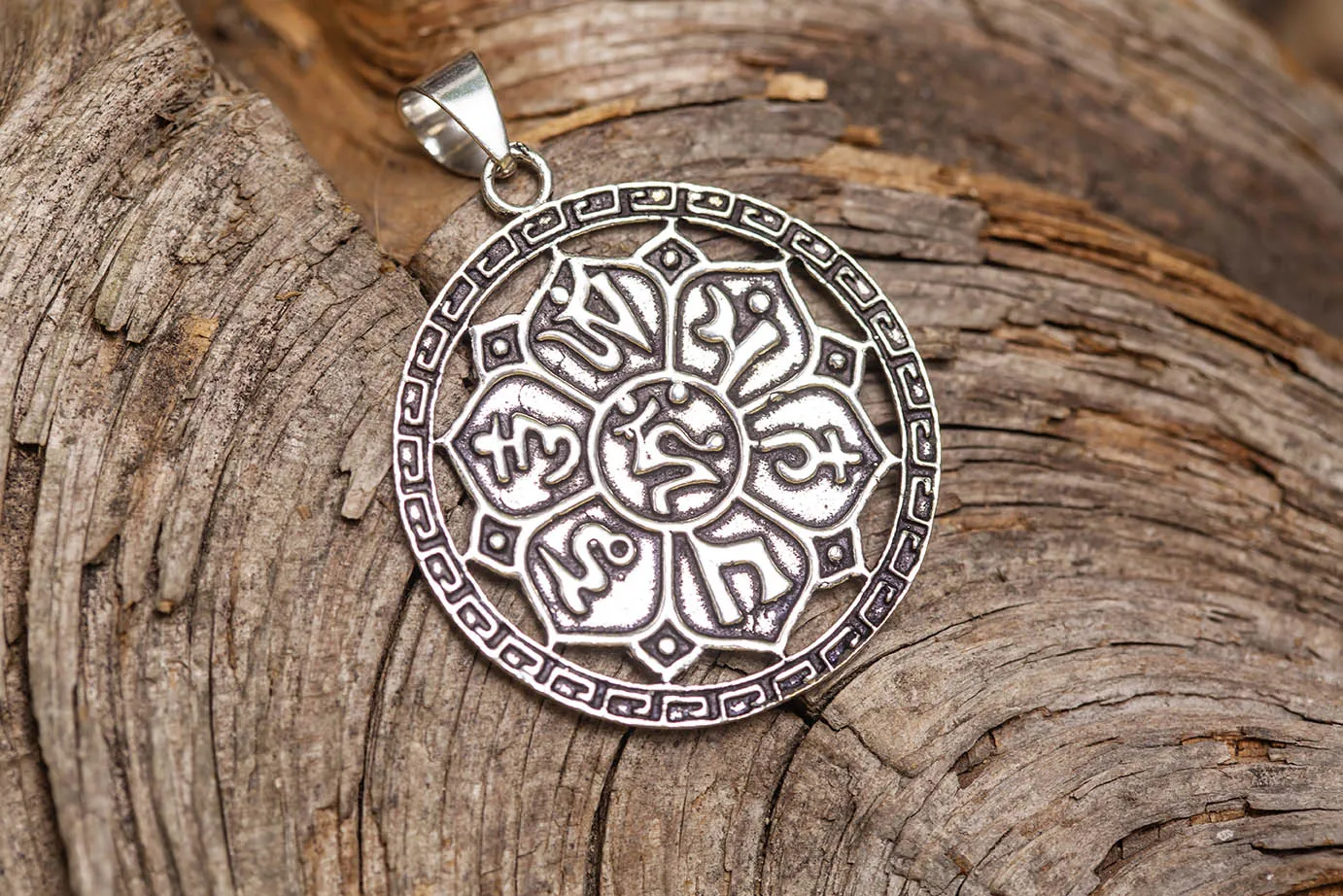 Přívěsek čakrová mandala