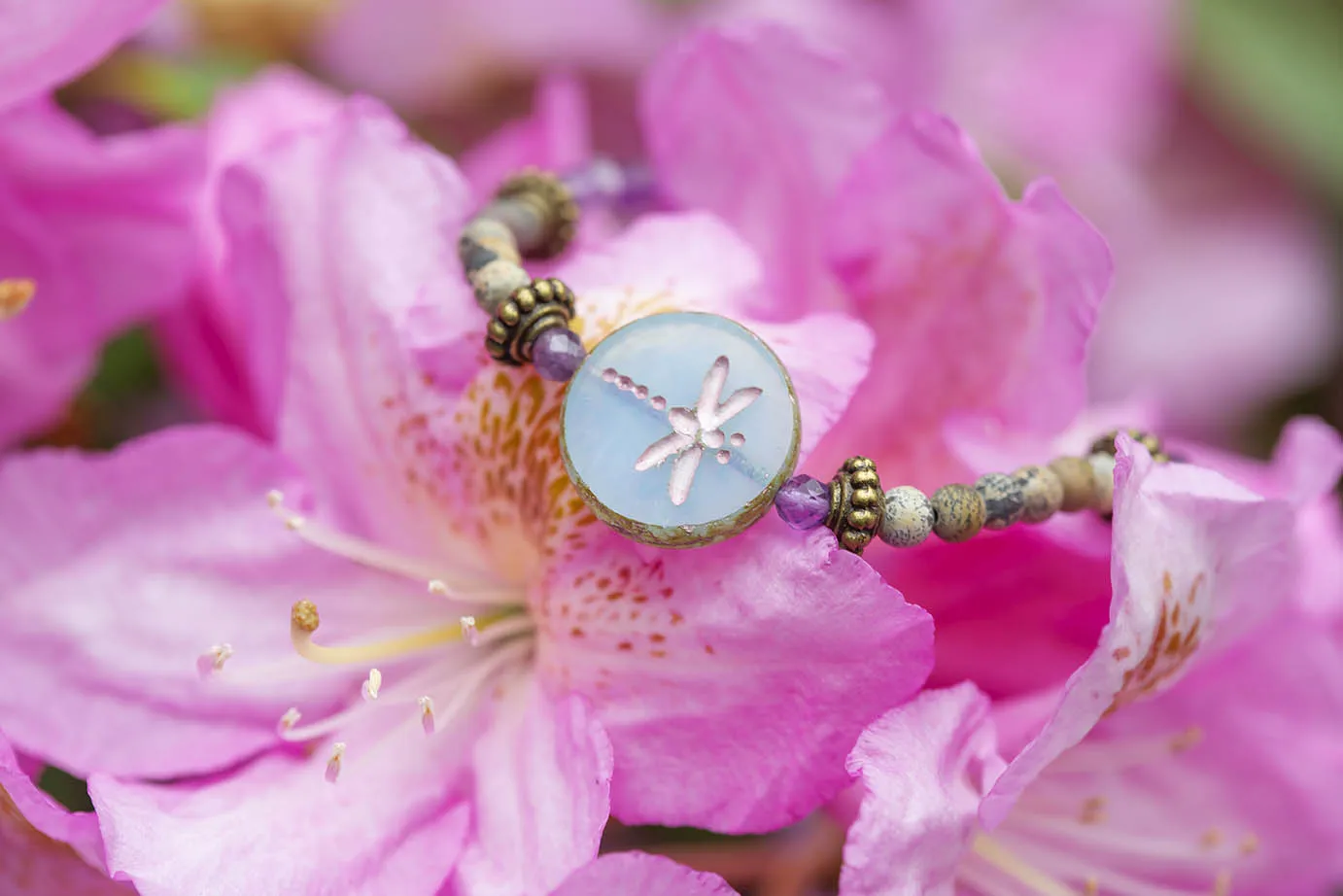 Náramek vážka a růženíny - S