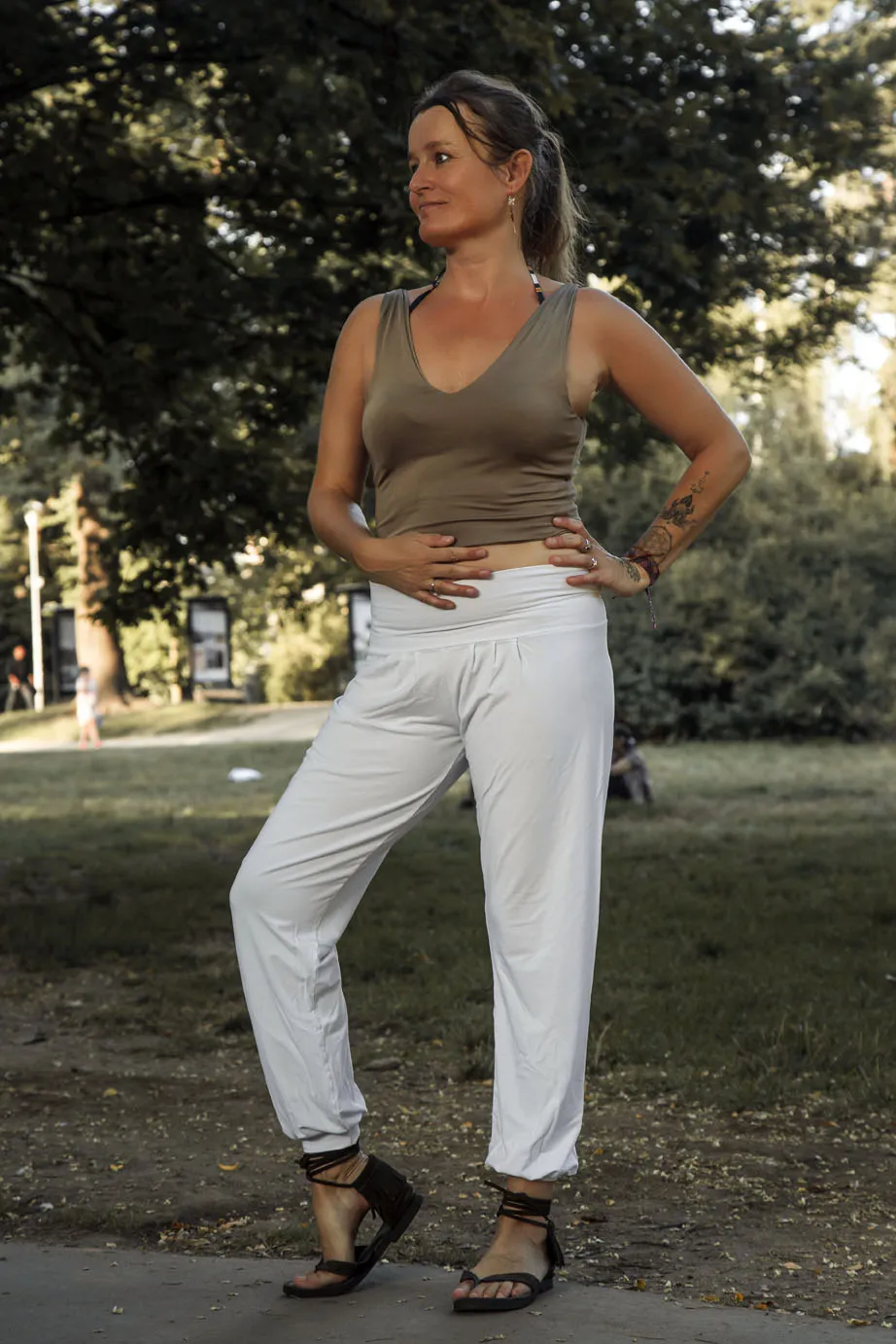 Kalhoty harémky - Nude / 40