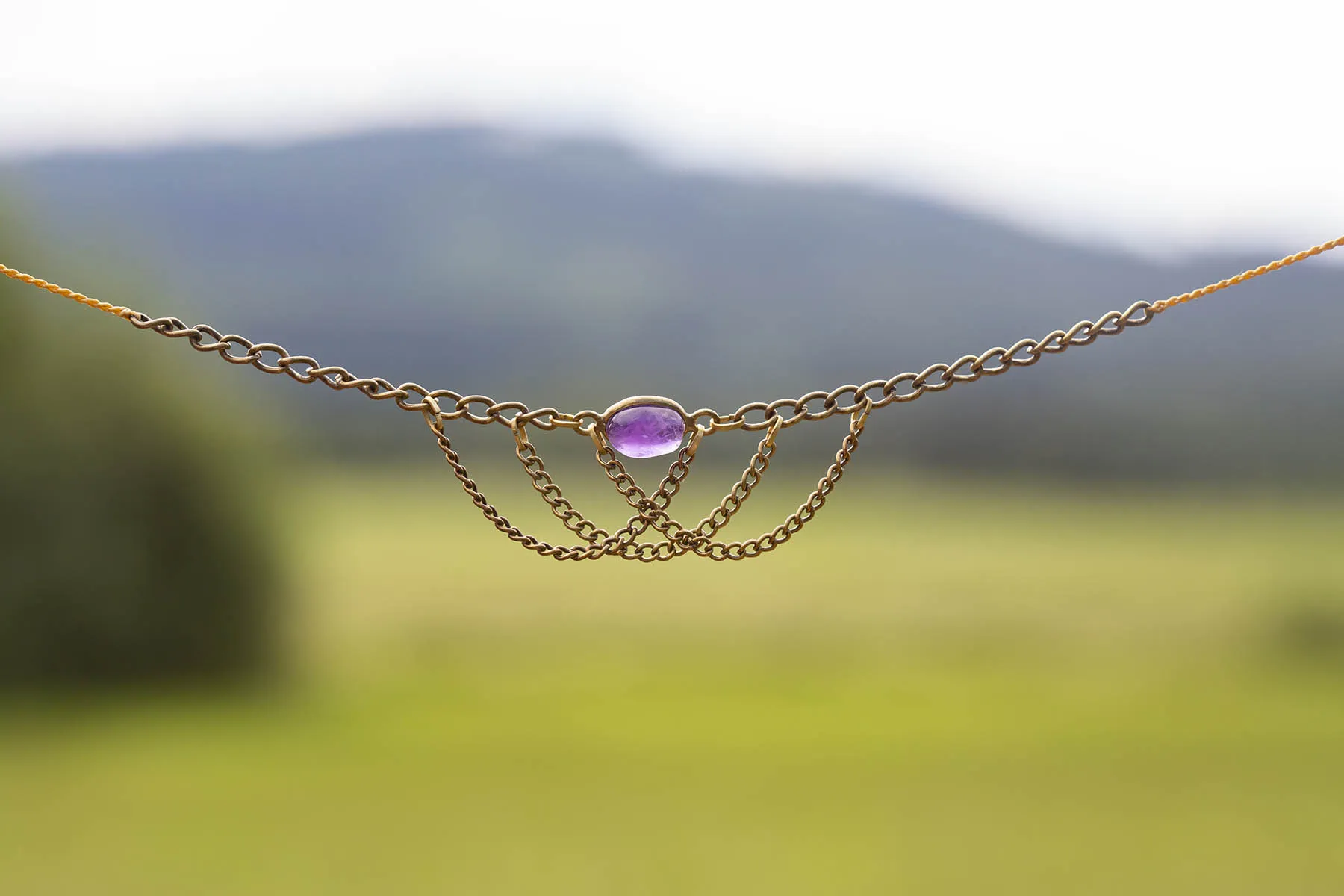 Tiára s ametystem
