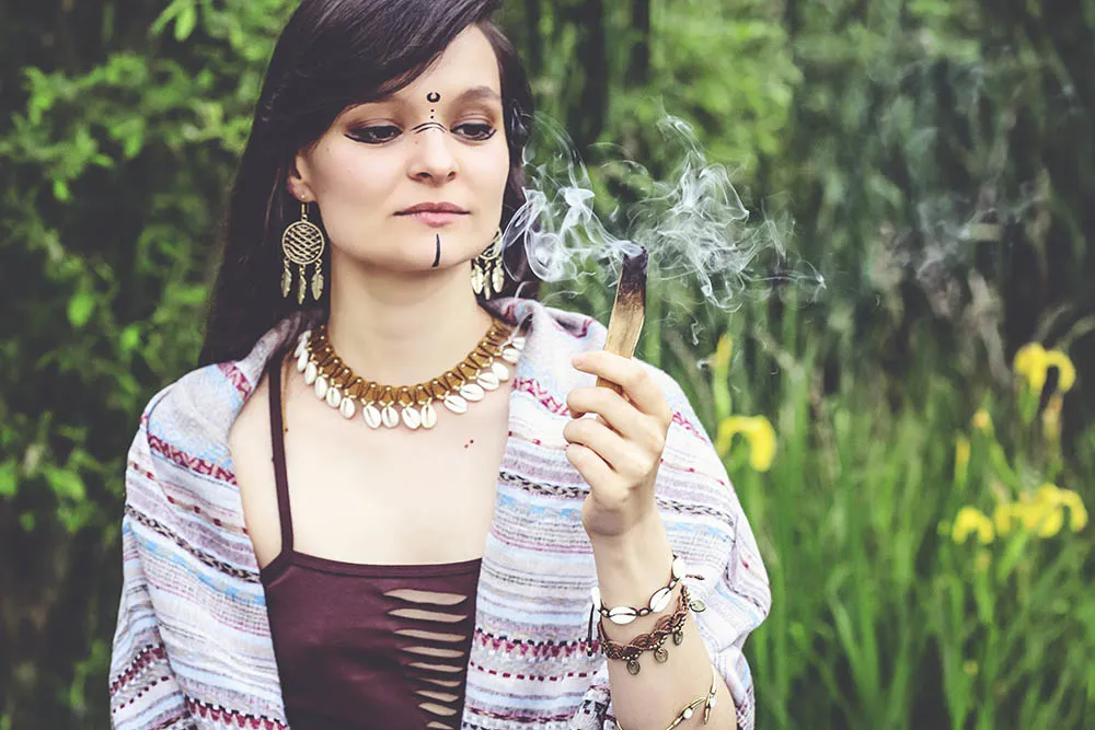 Náramek s mušlemi hnědý