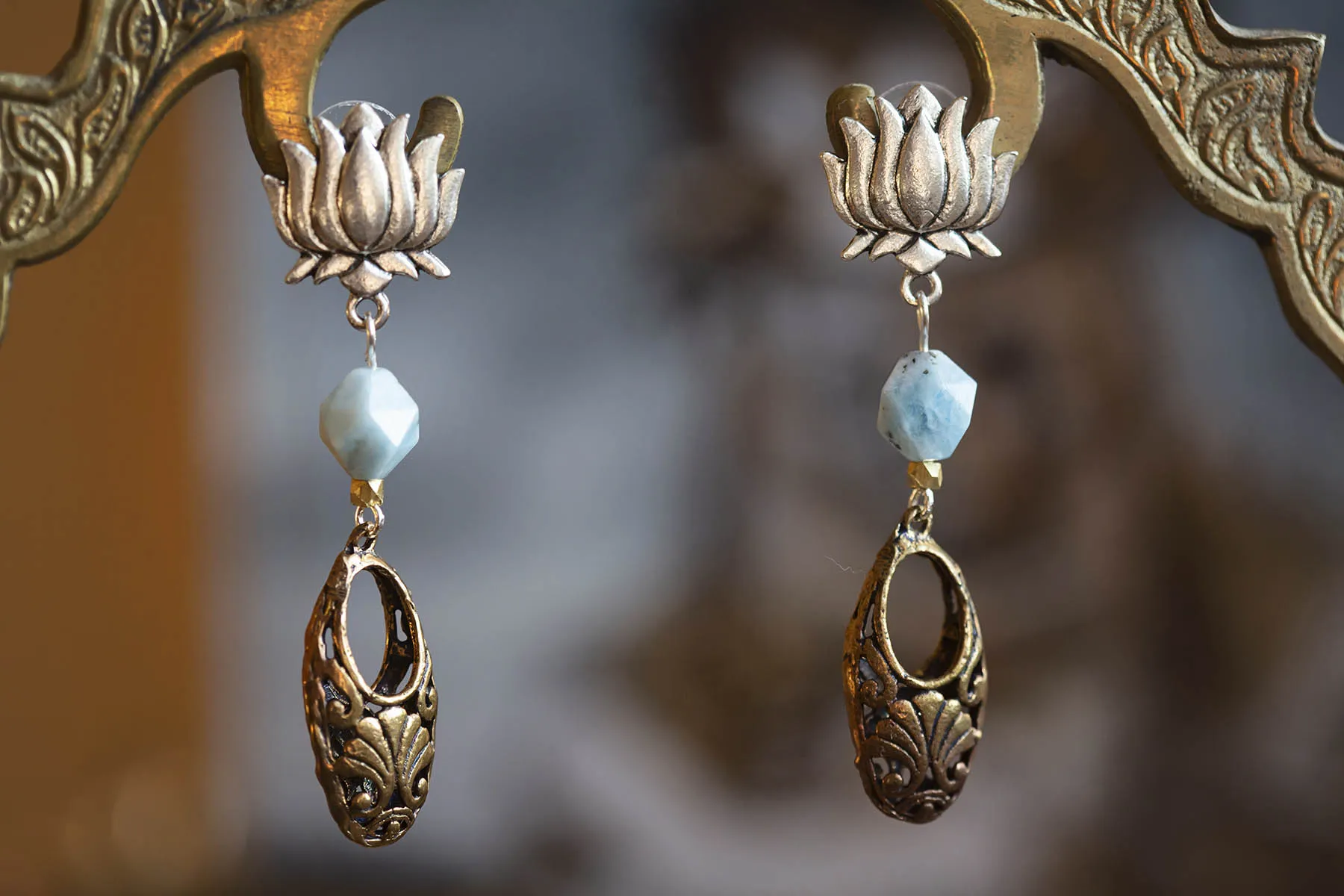 Náušnice lotosy s apatitem