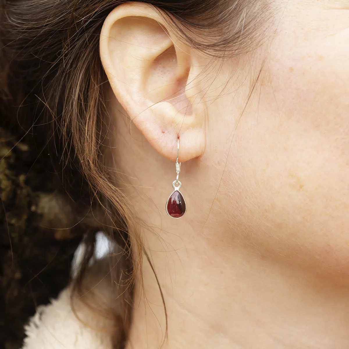 Náušnice s granátem