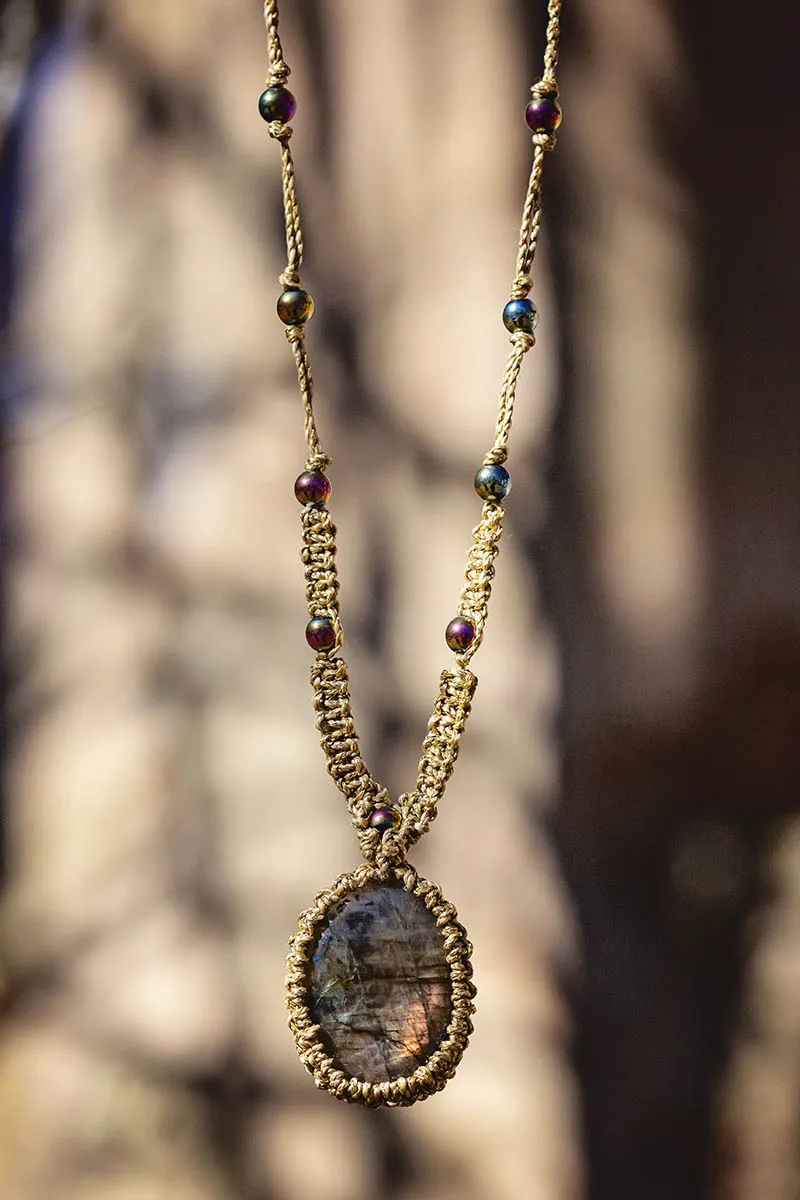 Náhrdelník s labradoritem