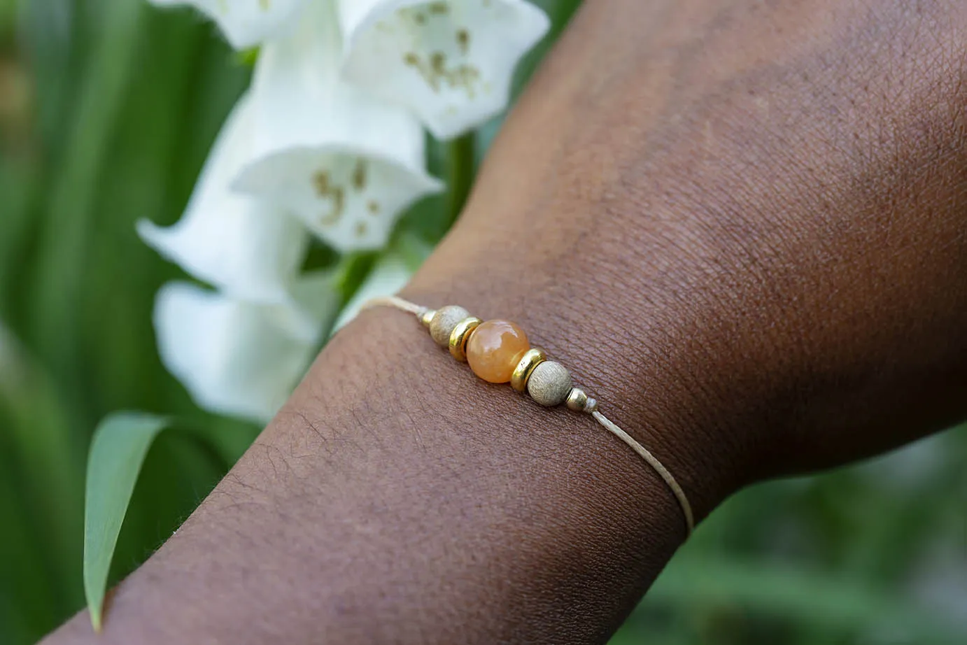 Náramek s karneolem