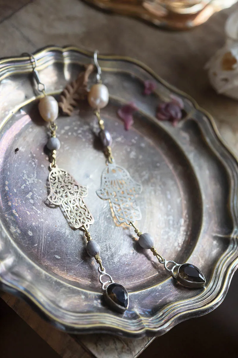 Náušnice hamsy s perlami