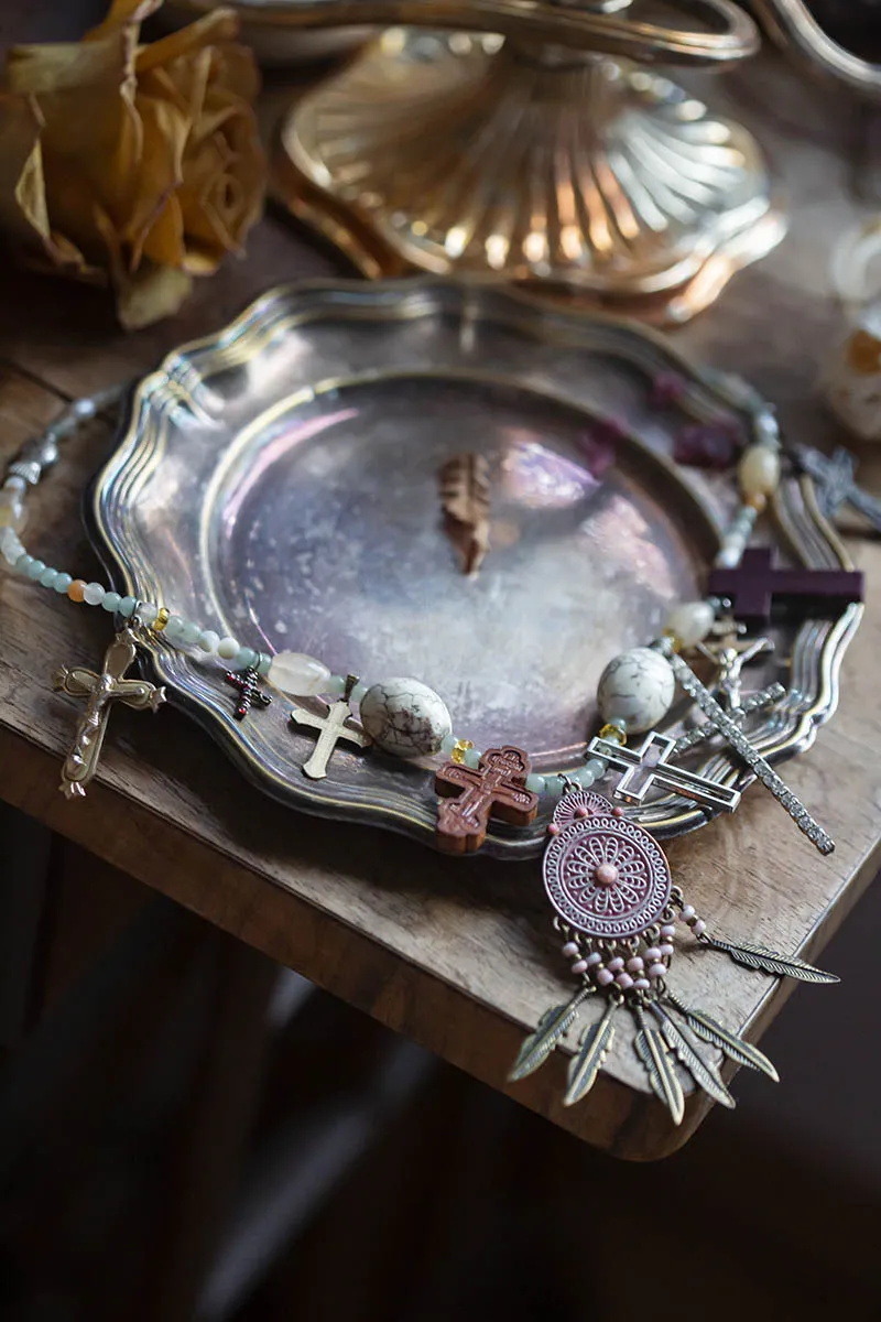 Náhrdelník sbírka křížů