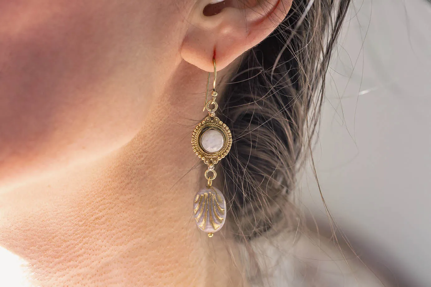 Náušnice s měsíčním kamenem