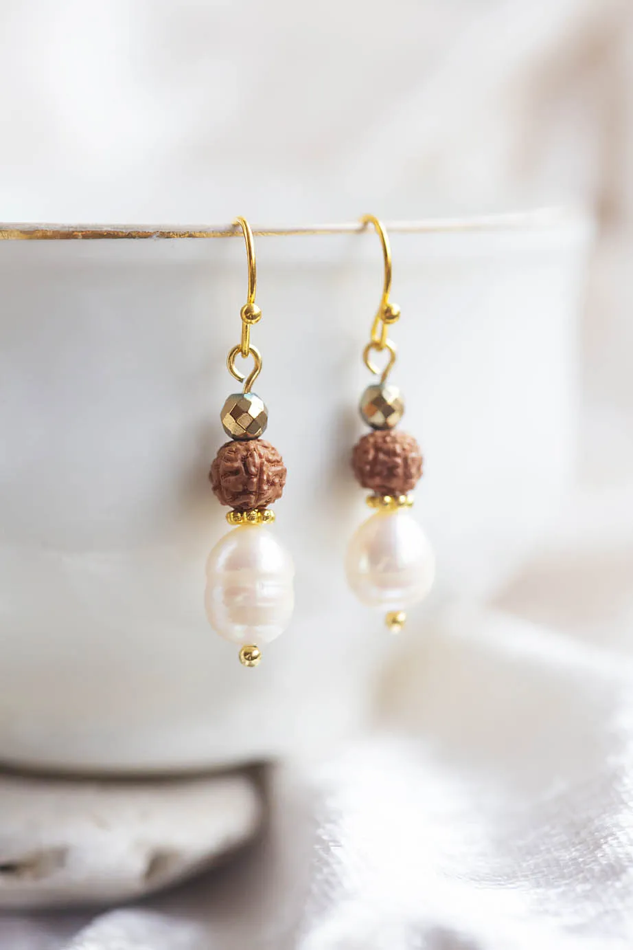 Náušnice Perličky s rudrakshou