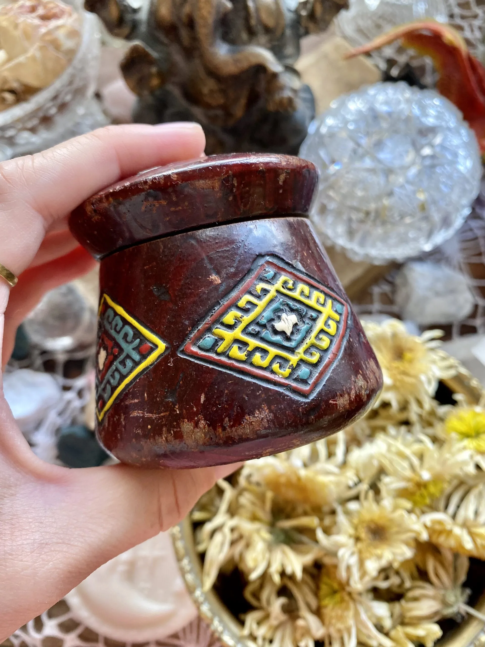 Starožitná dřevěná krabička