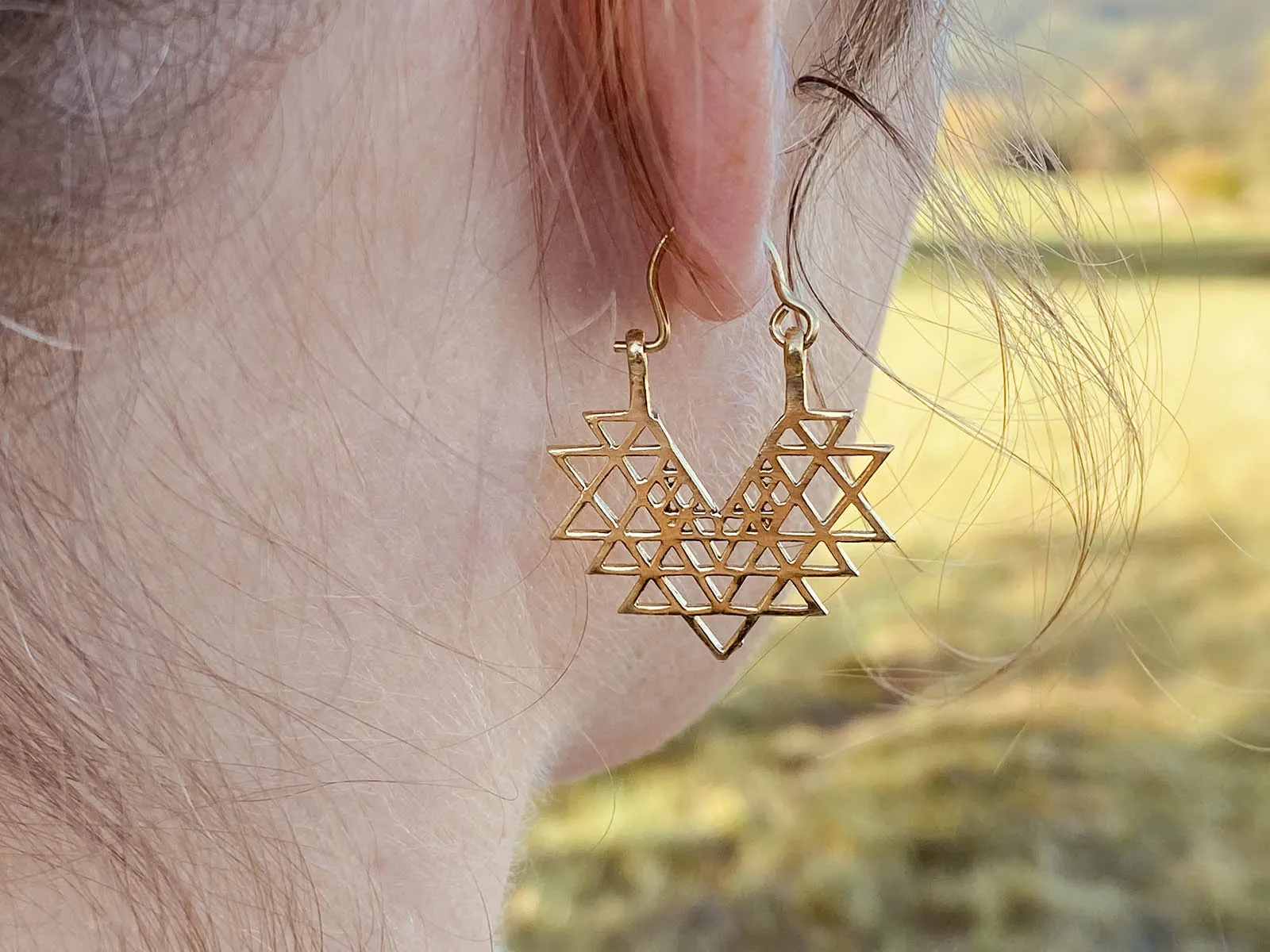 Náušnice šrí jantra