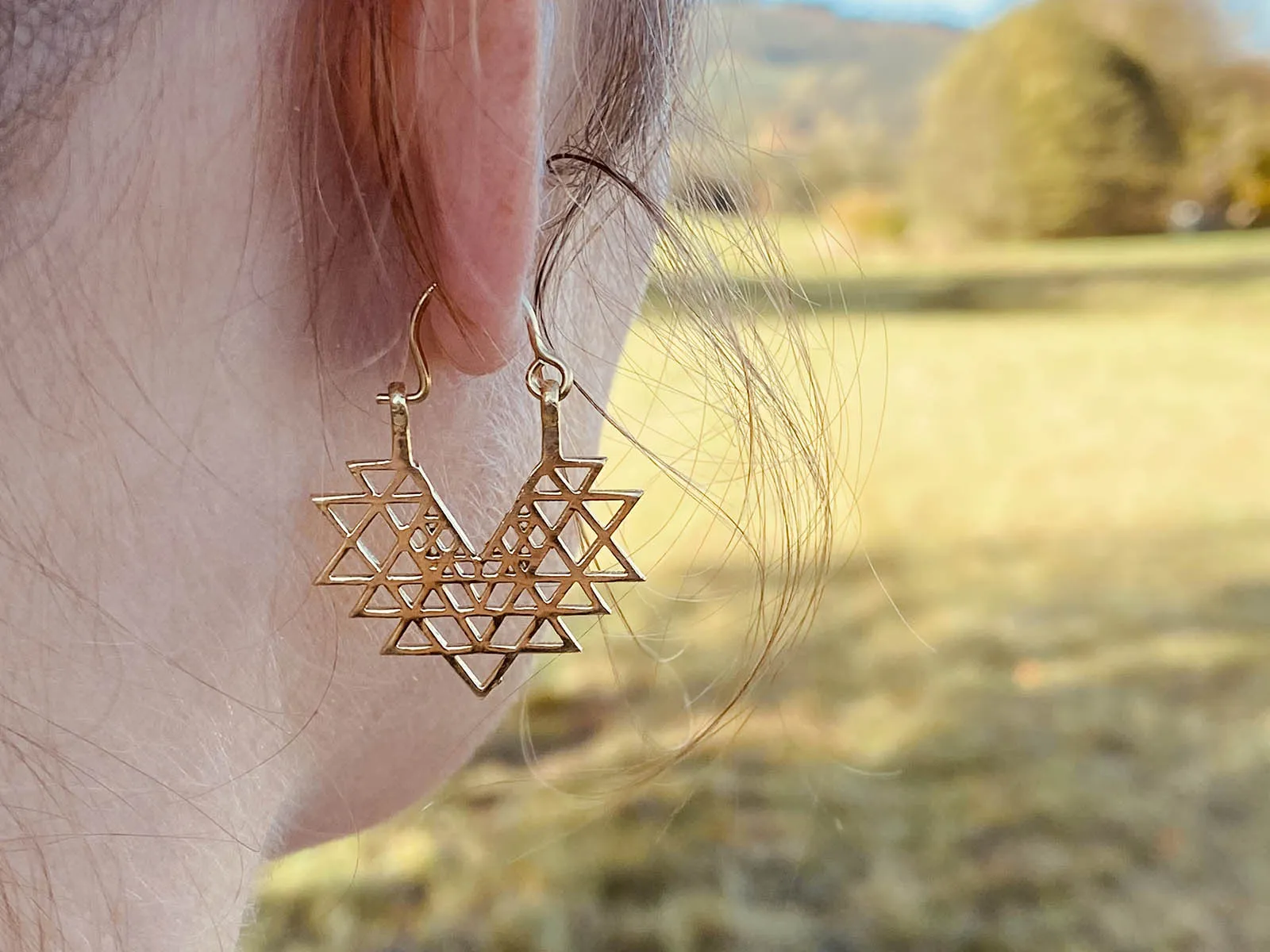 Náušnice šrí jantra