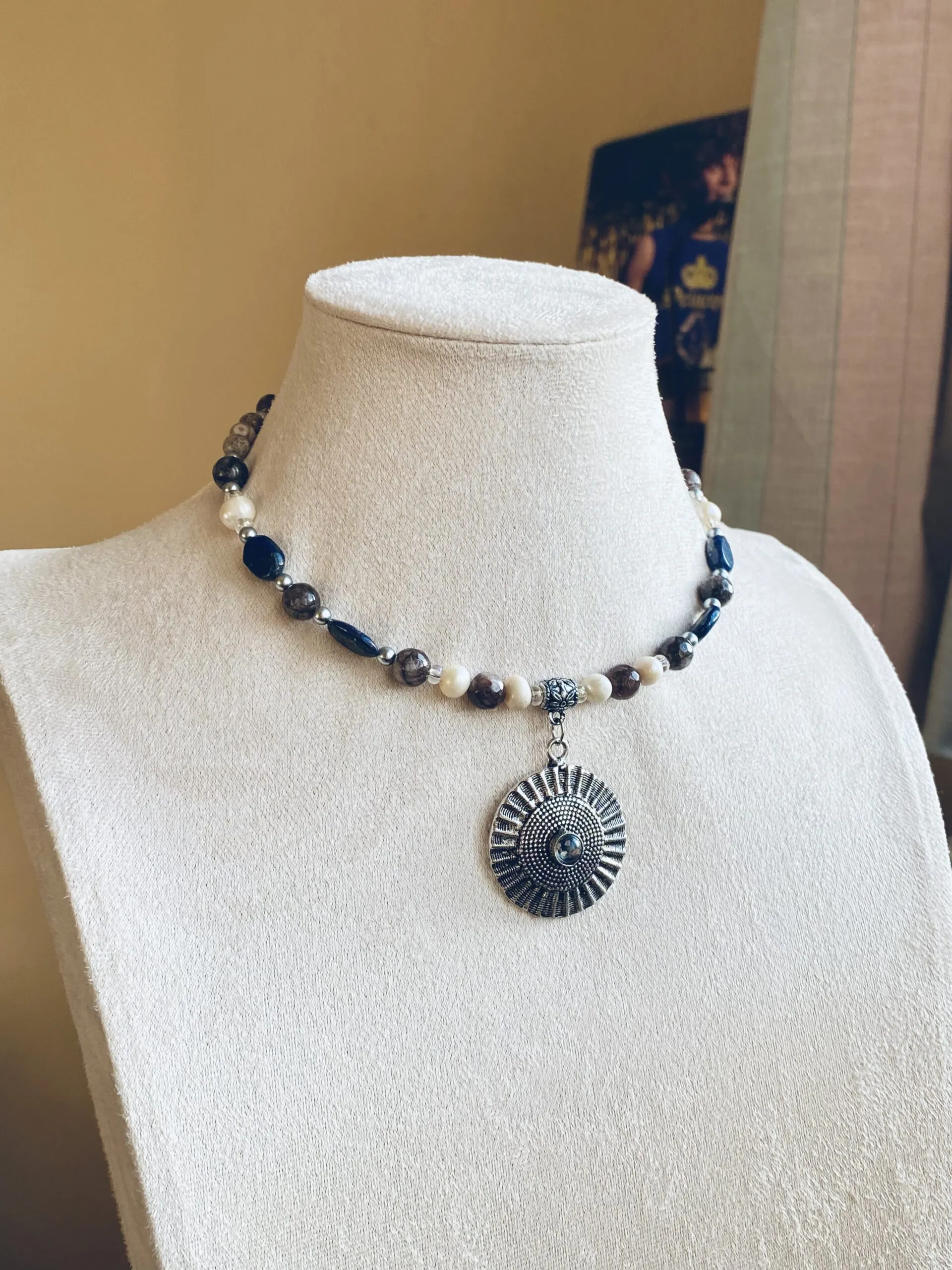 Náhrdelník s mandalou